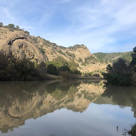 Studio Apartment In Ardales, Cerca El Caminito Del Rey Y Embalses Экстерьер фото