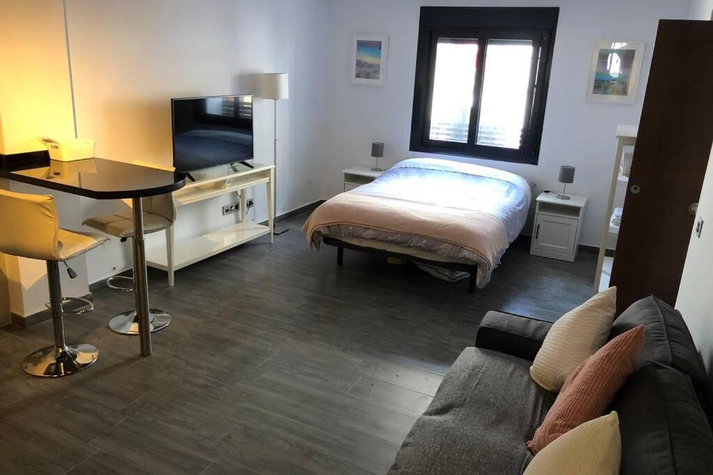 Studio Apartment In Ardales, Cerca El Caminito Del Rey Y Embalses Экстерьер фото