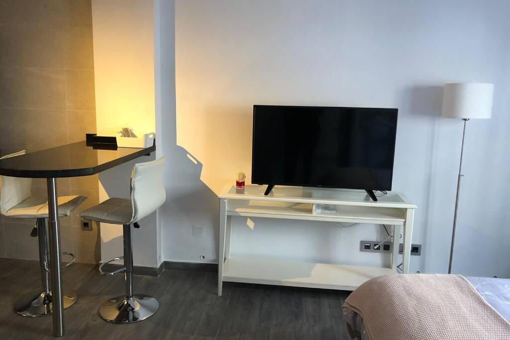 Studio Apartment In Ardales, Cerca El Caminito Del Rey Y Embalses Экстерьер фото